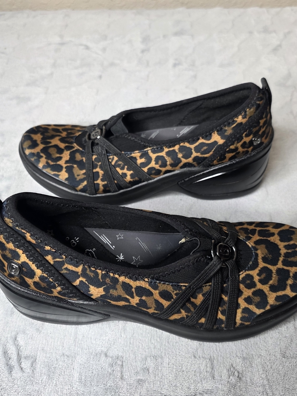 Bzees Leopard Print Slip-On Flats - Black & Brown Womens Sz 7M - Picture 5 of 7